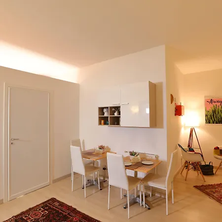 招待所 Dante091 3*